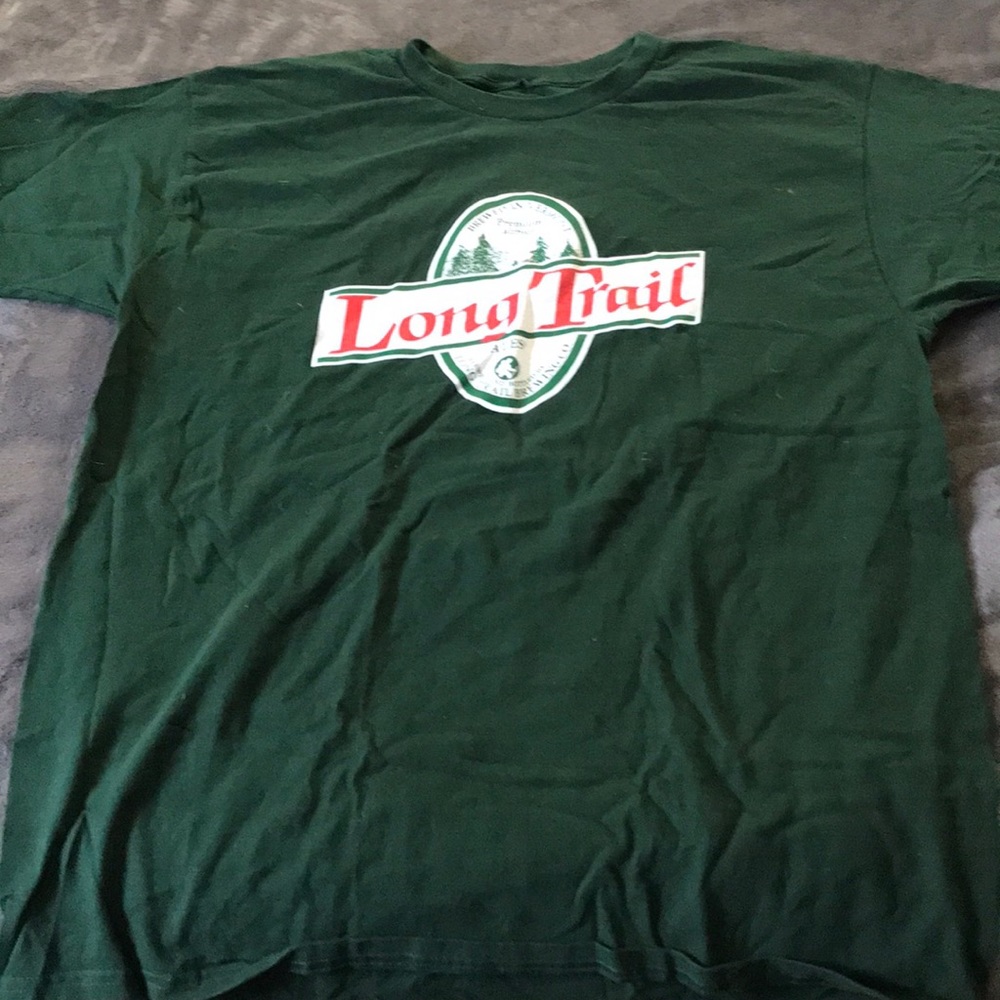 Tee shirt